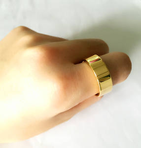 Anillos de tungsteno Dongguan para mujeres, Alianzas de Boda grabadas, anillo de carburo de tungsteno para él y para ella - Product Image 6