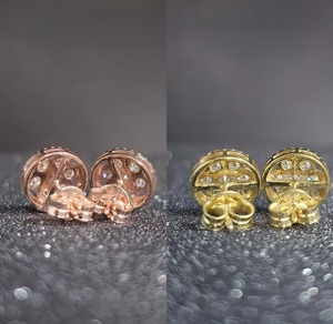 Modernos Pendientes de Diamantes de Corte Brillante Cultivados en Laboratorio, Plata 925 y Oro, Joyería Elegante y Vanguardista para Mujer, Glamour Sofisticado - Product Image 3