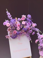 Décoration de mariage RHD : Allée fleurie, chemin de fleurs blanc pour mariage