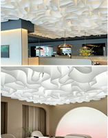 Drapé de plafond en papier texturé ondulé KAVI pour la décoration de scène et de fond de scène de mariage