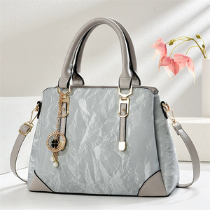 Borse Grandi di Lusso da Donna 2026: Nuovo Design Trendy, Prezzo <span class=keywords><strong>Basso</strong></span>, Mix Premium per Ragazze - Vendita all'Ingrosso - Product Image 4