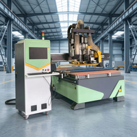 Machine de découpe CNC pour le bois, scie à plaques, fraisage, fabrication d'armoires, équipement de travail du bois