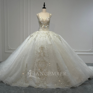 Vestido de niña de las flores Xs277 moderno de lujo con tul brillante, escote corazón con cuentas de cristal, cola capilla, vestido de gala elegante para boda - Product Image 3