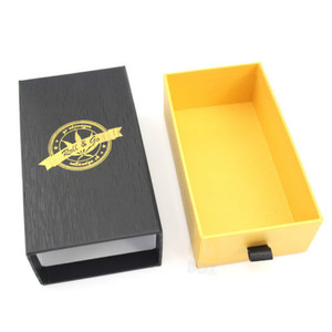 Scatola Regalo Rigida con Cassetto Scorrevole e Maniglia a Nastro - Laminazione Opaca Goffrata in Materiali Riciclati per Polvere Libera e Crema Viso - Product Image 3