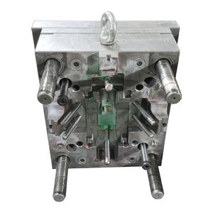 แม่พิมพ์ฉีดที่ซับซ้อนสำหรับถังเก็บของเหลวในยานยนต์ - Product Image 3