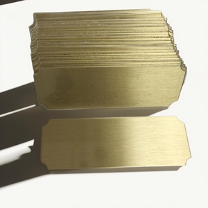 Plaques métalliques vierges pour badges nominatifs en laiton, gravure personnalisée, durables, antirouille, production rapide, fourniture directe usine - Product Image 4