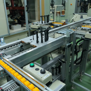 Double Speed Chain Conveyor with Combined Lifting and Rotating Mechanism for Precise Orientation Adjustment in Production Lines - Product Image 1