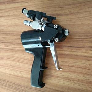 Pistolet à <span class=keywords><strong>mousse</strong></span> Portable P2 en <span class=keywords><strong>polyuréthane</strong></span> Pu <span class=keywords><strong>polyuréthane</strong></span>, prix bon marché pour pulvérisation d'isolation de réservoir de toit mural - Product Image 1