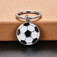 Porte-clés de football personnalisé 2026 plaqué argent, pendentif rond en métal gravé, souvenir pour supporter de football, breloque promotionnelle pour sac, anneau porte-clés