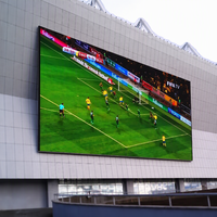 Écran LED extérieur étanche à louer, affichage numérique couleur haute luminosité pour la publicité périmétrique des arènes