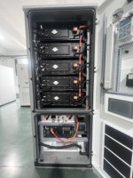 Armoire de stockage de batterie à refroidissement liquide extérieur 100 kW 215 kWh Système de stockage d'énergie hors réseau tout-en-un LiFePO4 avec contrôle intelligent
