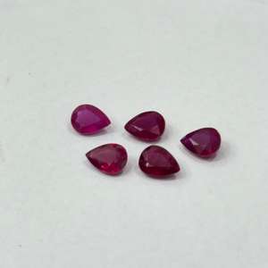 Increíblemente Brillantes Piedras Sueltas de Rubí Rellenas de Vidrio, Corte Pera, Calibradas, Venta al por Mayor - Product Image 2