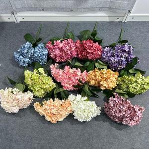 T-FT081 Bouquet d'hortensias artificiels en soie de haute qualité à 5 têtes, style français, pour la décoration intérieure et les occasions spéciales - Product Image 5