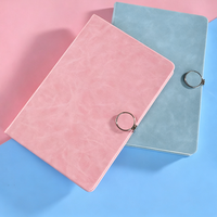 Großhandel Maßgefertigtes A5 Hardcover PU-Leder Notizbuch mit Metallring-Verschluss Geschäftstagebuch für Büro Firmengeschenk