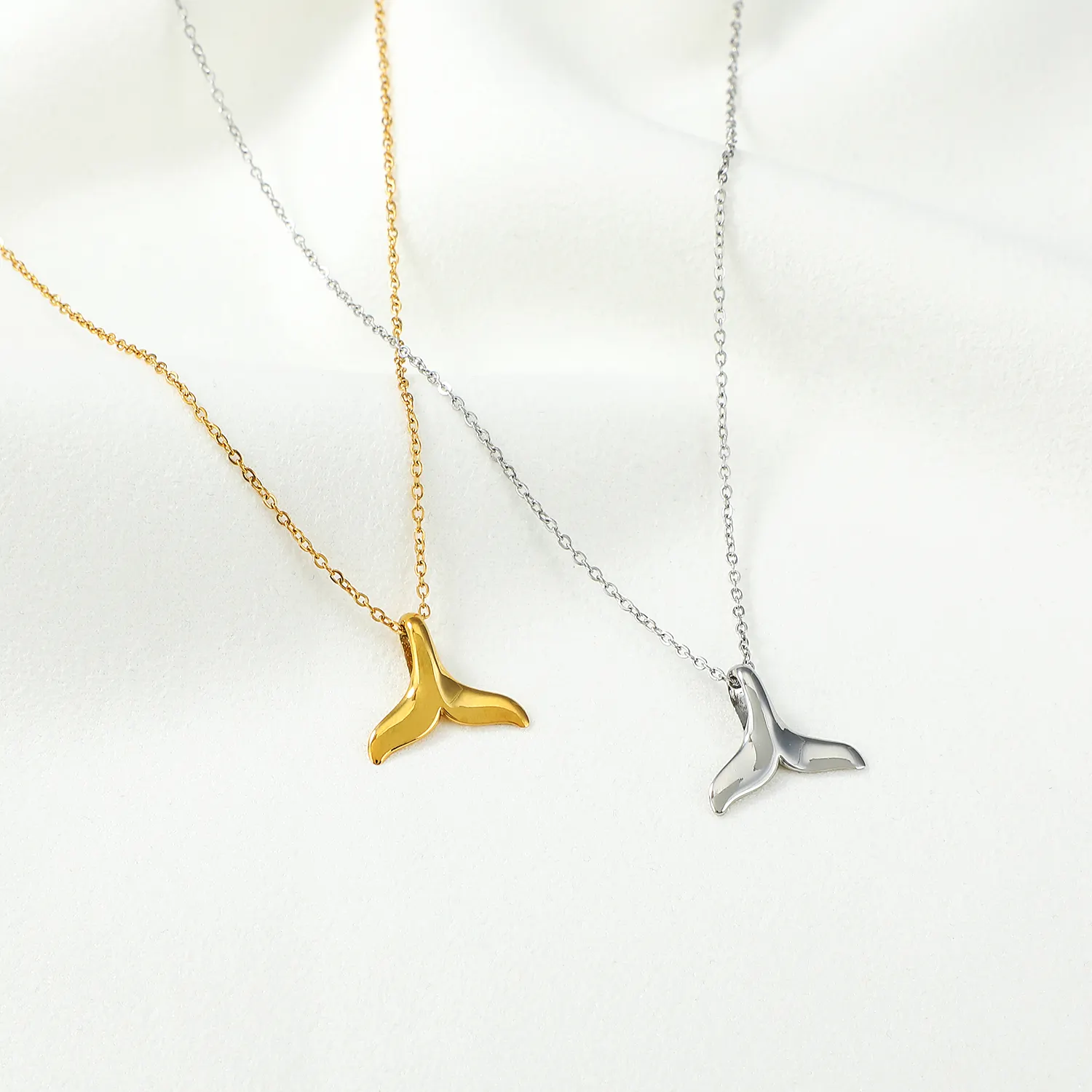 Joias requintadas de fábrica, joias personalizadas de 18k banhadas a ouro colar de cauda de baleias para mulheres e crianças