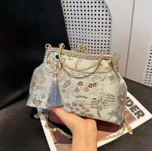 กระเป๋าถือสไตล์เรโทรสำหรับสุภาพสตรี ทำจากวัสดุ PU ซับในทำจากโพลีเอสเตอร์ เหมาะสำหรับการใช้งานในชีวิตประจำวัน1032 - Product Image 1