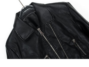 <span class=keywords><strong>Petite</strong></span> veste de motard courte <span class=keywords><strong>pour</strong></span> <span class=keywords><strong>femme</strong></span> en cuir PU vieilli Double fermeture éclair Style <span class=keywords><strong>moto</strong></span> automne noir veste de banlieue polyvalente - Product Image 3