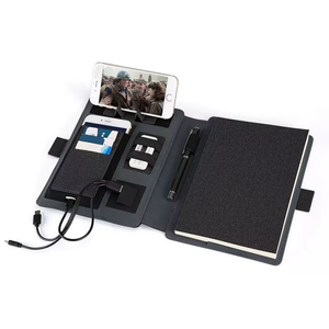 ปกสมุดโน้ตบุ๊กแบบพกพาพร้อมที่ชาร์จ<span class=keywords><strong>โทรศัพท์</strong></span>ไร้สาย RFID สำหรับธุรกิจ ความจุแบตเตอรี่ 8000mAh  พร้อมช่องเก็บของและที่วางโทรศัพท์มือถือ ทำจากหนัง - Product Image 3