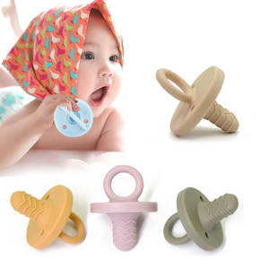 Bebek diş çıkarma emzik bebek emziği kukla meme 2024 özel BPA ücretsiz çevre dostu silikon özelleştirilmiş ambalaj silikon oyuncaklar - Product Image 6