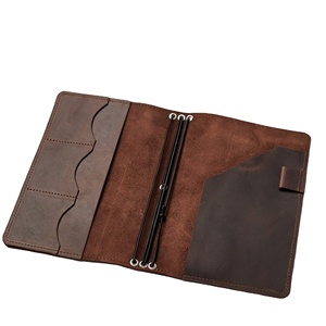 Quaderno A5 Premium con Copertina in Similpelle Effetto Coccodrillo, Ricaricabile, Personalizzabile, per Scuola e Ufficio - Product Image 1