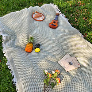 Camping Atmosphere Mantel Picnic Outing Car Trunk Mat Sofá Manta tejida - Product Image 2