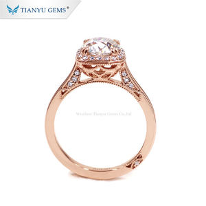 Anillo de compromiso clásico Tianyu de oro rosa macizo de 14k con moissanita incolora de corte 'Old <span class=keywords><strong>Mine</strong></span>' de 7*7mm y engaste de púas, estilo vintage para boda - Product Image 3