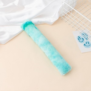 Hot-selling Eco-Friendly Short <b>Plush</b> Cotton Strip Pillow <b>Cat</b> Grass Bag Catnip Chew Toy with Self-Entertaining Feature - Product Image 1