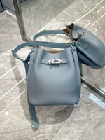 Sac bandoulière mains libres en cuir véritable vierge de taille moyenne avec fermeture sécurisée – Fournisseur Allemagne Pays-Bas