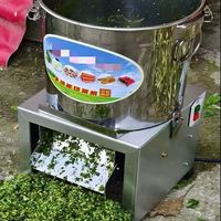 Groente- en fruit snijmachine, verhakselaar, shredder, machine voor de verwerking van dierenvoer voor pluimveehouderij.