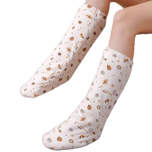 Calcetines hasta la rodilla para mujer, hasta media pantorrilla, térmicos, cálidos, de fibra de poliéster, con estampado de Anime, para dormir en casa, otoño e invierno - Product Image 4