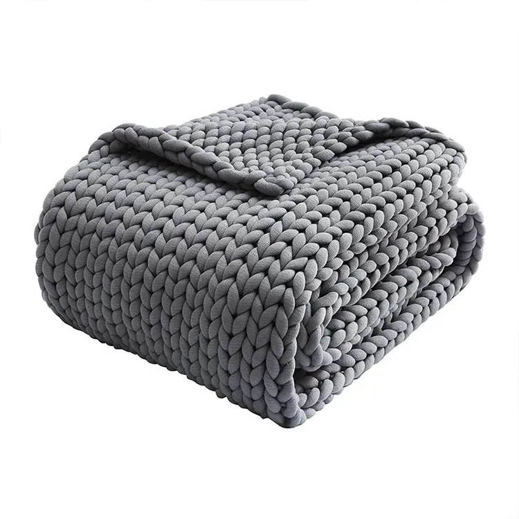 Hot sale super soft jumbo knit blankets nature breathable throw hand chunky yarn weighted knitted blanket