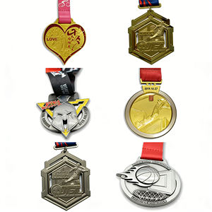 Medallas Deportivas Personalizadas de Metal Pulido en 3D, Doradas, para Maratón <span class=keywords><strong>5K</strong></span> y 10K, con Logotipo Grabado con Láser, para Corredores, Nadadores y Futbolistas - Product Image 1