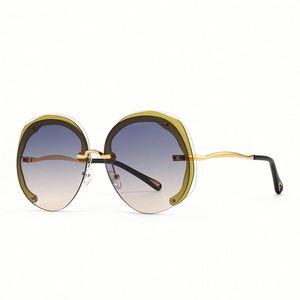 Custom Logo 2021 Fashion Luxury Women Rimless <b>Sunglasses</b> Oversized Round <b>Sunglasses</b> - Product Image 4