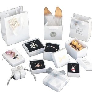 Magnetic Jewelry Gift Box Custom Green Fold Box Rigid Gift Jewelry Packaging Box with Ribbon for Lovers Durable