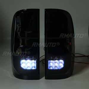 2 Luces Traseras LED Ahumadas para Toyota Hilux Vigo KUN26 SR SR5 Workmate 2004 2005 2006 - 2015, Luces de Freno y Reversa para Camioneta - Product Image 3