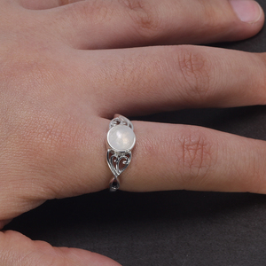Nuovo arrivo 8mm Natural Moonstone Women <span class=keywords><strong>Rings</strong></span> anello solitario in vero argento Sterling 925 stile vittoriano - Product Image 6
