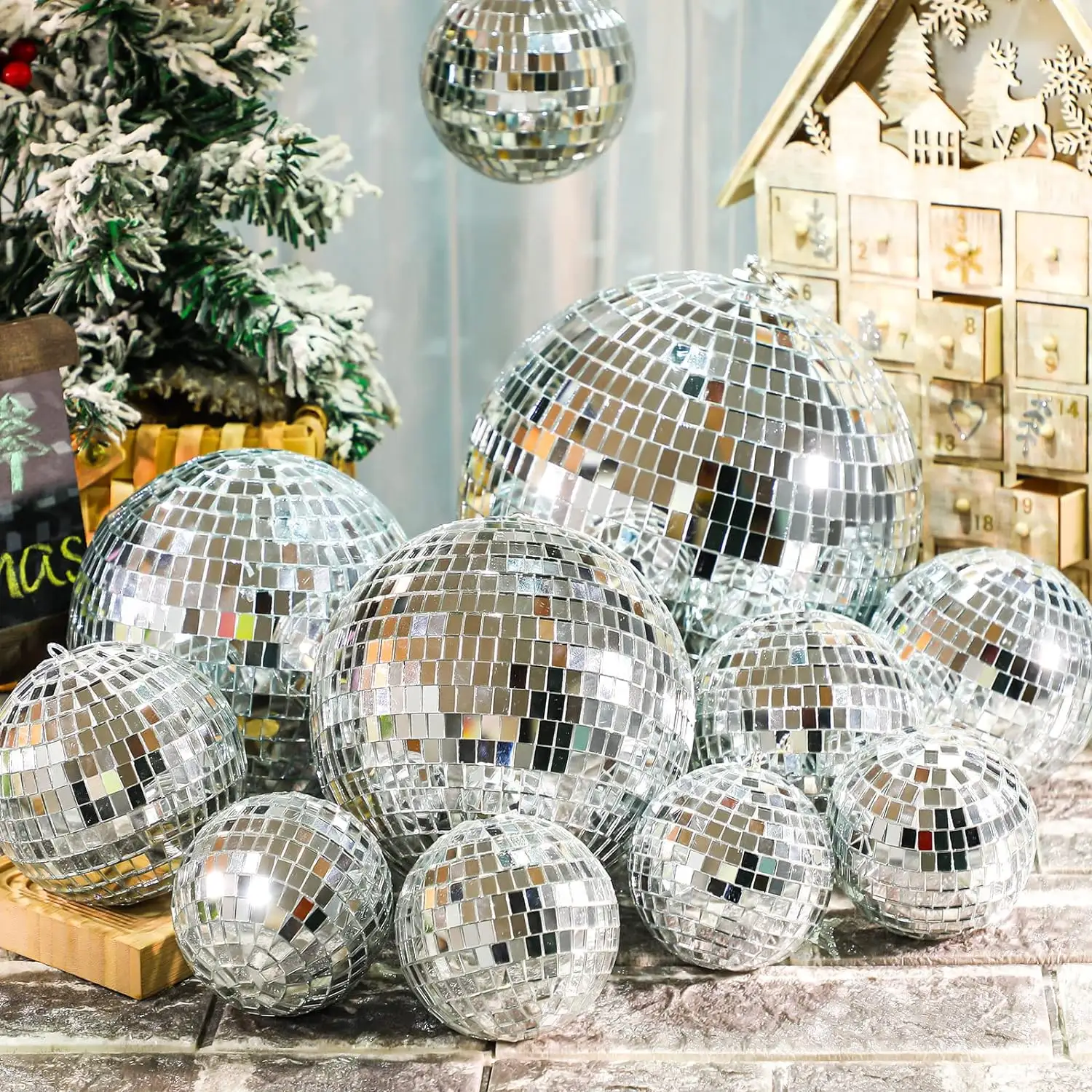 Wholesale 10cm 20cm 30cm 40cm 50cm 60cm 80cm 100cm Silver Black Giant Inflatable Disco Ball Decor