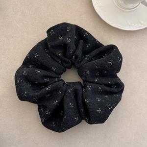 ที่คาดผมถักลายดอกไม้สไตล์เกาหลีสำหรับผู้หญิง ยางรัดผมลายพิมพ์ย้อนยุค เครื่องประดับผมสำหรับใช้ในชีวิตประจำวันและงานแต่งงาน - Product Image 4