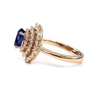 Üst Düzey 18 Ayar Beyaz Altın Klasik Safir Merkez Taşlı Brillant Kesim Kanal Yerleşimli 1.43 Karat Unisex Alyans Özel Tasarım
