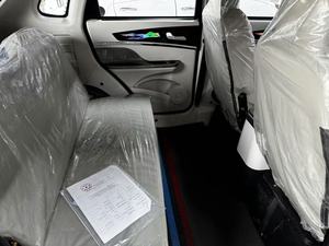 Thúc đẩy xe SUV năng lượng mới tốc độ cao rộng rãi với nội thất thoải mái, thích hợp cho các buổi đi chơi của gia đình. - Product Image 5