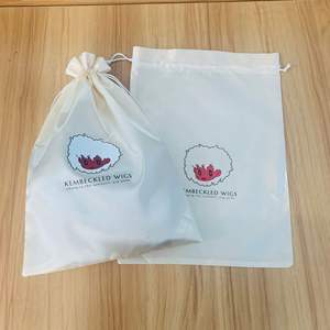 Pochette en satin de luxe personnalisable avec logo, sac promotionnel réutilisable, taille ajustable, emballage à cordon, rangement, cadeau, sérigraphie - Product Image 6