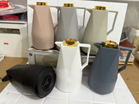 Botol Termos Stainless Steel Kapasitas Besar dengan Gagang Kayu untuk Air Panas dan Kopi, Hadiah Bisnis, Ketel Asrama