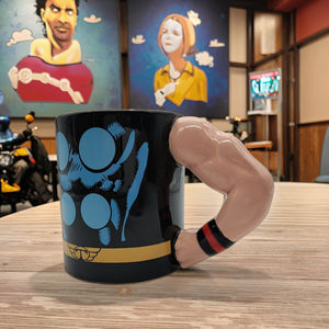 Venta al por mayor Muscle Man 3D Cartoon <span class=keywords><strong>Anime</strong></span> Captain Taza de café de cerámica con nuevo diseño de mango muscular Super Hero Tazas de té de cerámica - Product Image 2