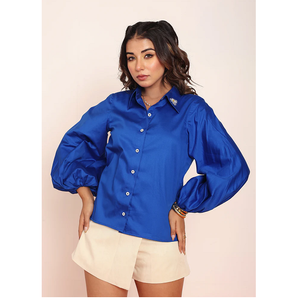 Camisa bordada con diseño de abeja y mangas abullonadas para mujer, blusa informal de verano, a la moda, elegante y cómoda - Product Image 1