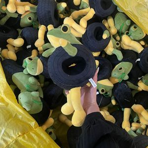 Vendita calda Tungtungsahur e Tralalo Shanghaijing peluche bambole portachiavi Super morbido lavato giocattolo antistress in magazzino - Product Image 1