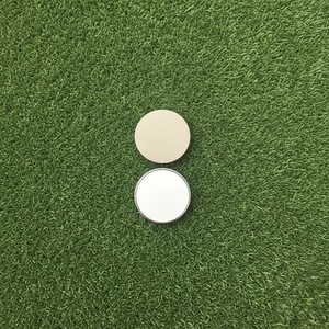 Marcadores de Pelota de Golf Magnéticos de Acero Inoxidable de 25 mm con Borde Dorado de 30 mm, Personalizables con Logotipo para Sublimación y Grabado Láser - Product Image 3