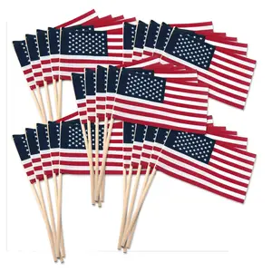 Factory Direct Sales Kunden spezifischer Druck Polyester American Flags On Sticks mit Holzstange