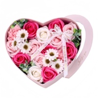 Savon en forme de rose fait main en gros avec boîte cadeau en forme de cœur pour la Saint-Valentin, la fête des mères, un anniversaire ou un cadeau d'anniversaire