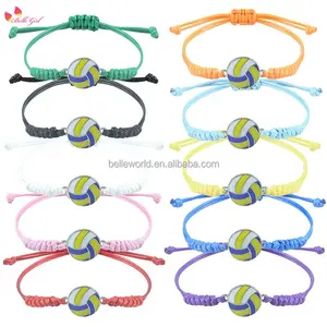 BELLEWORLD kustom logo kemasan dan warna 18-30cm grosir buatan tangan dikepang sepak bola Macrame Gelang persahabatan