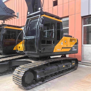 Excavatrice d'occasion jaune avec chenilles noires, équipement de construction - Product Image 2